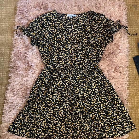 sundress, size medium - Picture 1 of 3